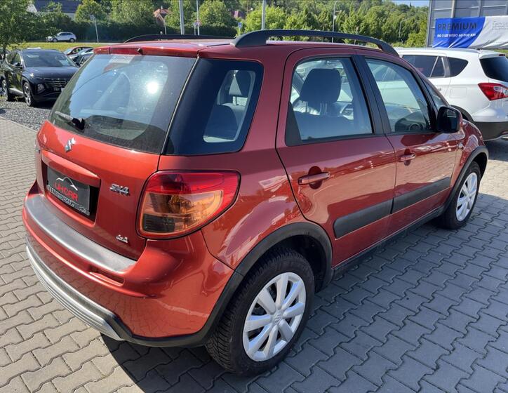 Suzuki SX4 4
