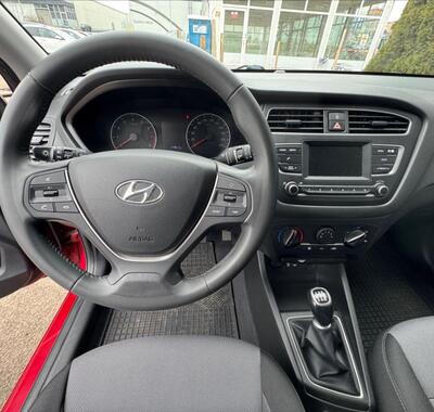 Hyundai i20 13