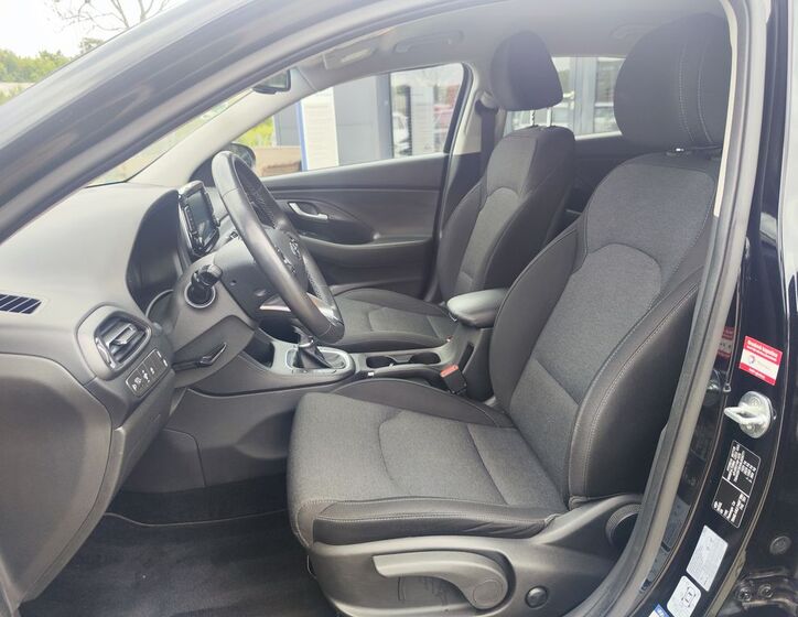 Hyundai i30 13