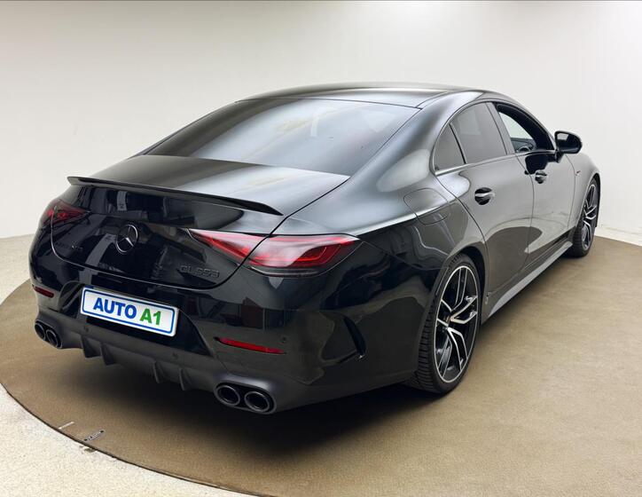 Mercedes-Benz CLS 4