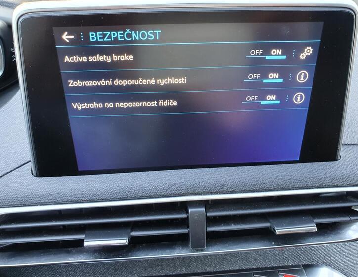 Peugeot 5008 32