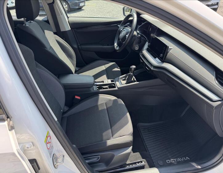 Škoda Octavia 19