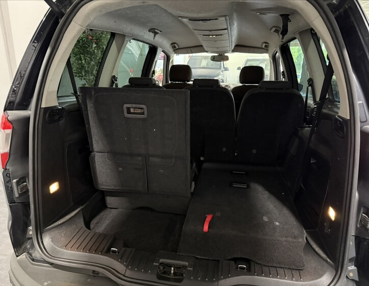 Ford Galaxy 22