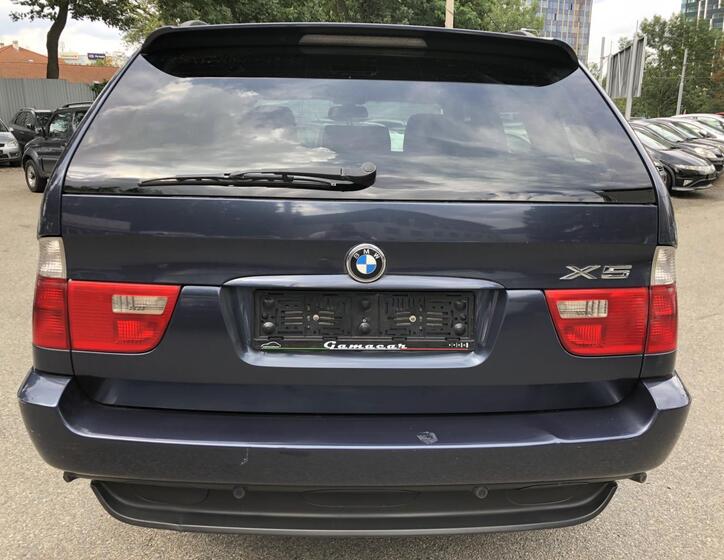 BMW X5 12