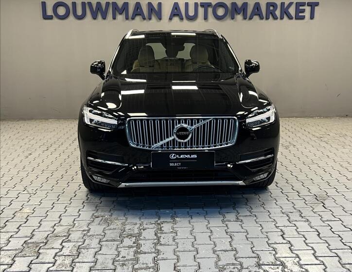 Volvo XC90 4