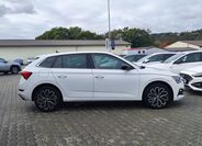 Škoda Scala 4
