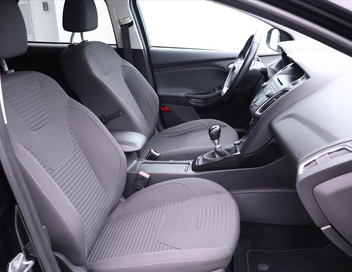 Ford Focus 12