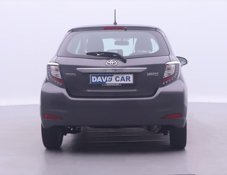 Toyota Yaris 6
