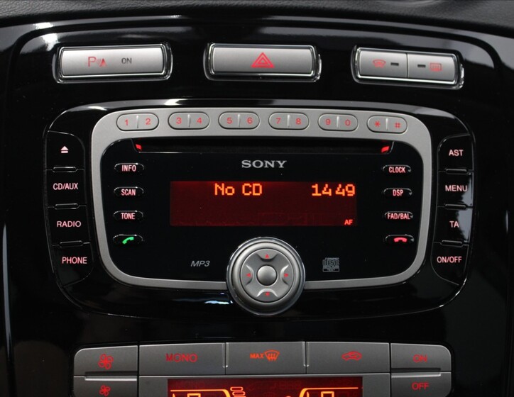 Ford Mondeo 12