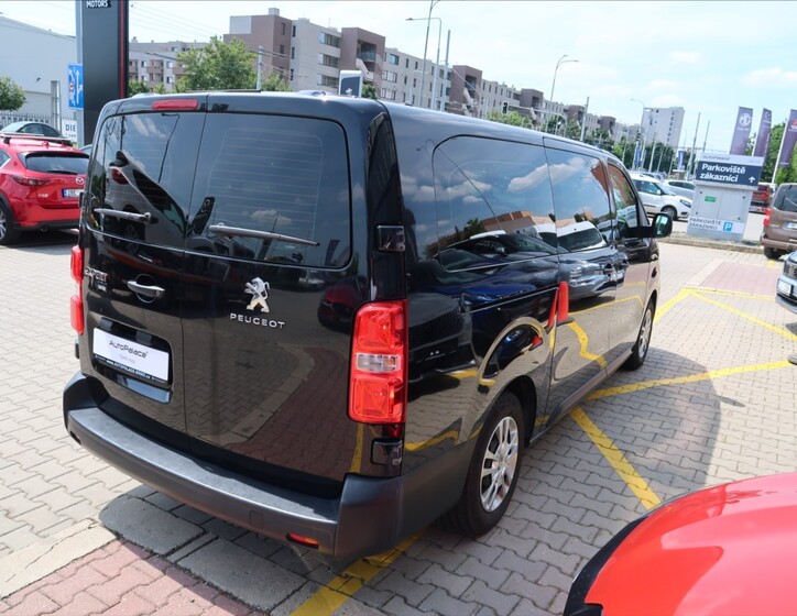 Peugeot Expert 6