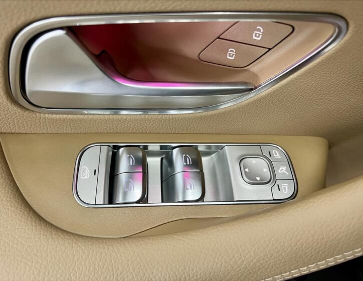 Mercedes-Benz GLS 32