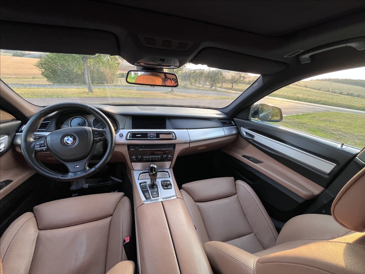 BMW Řada 7
