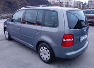 Volkswagen Touran 8