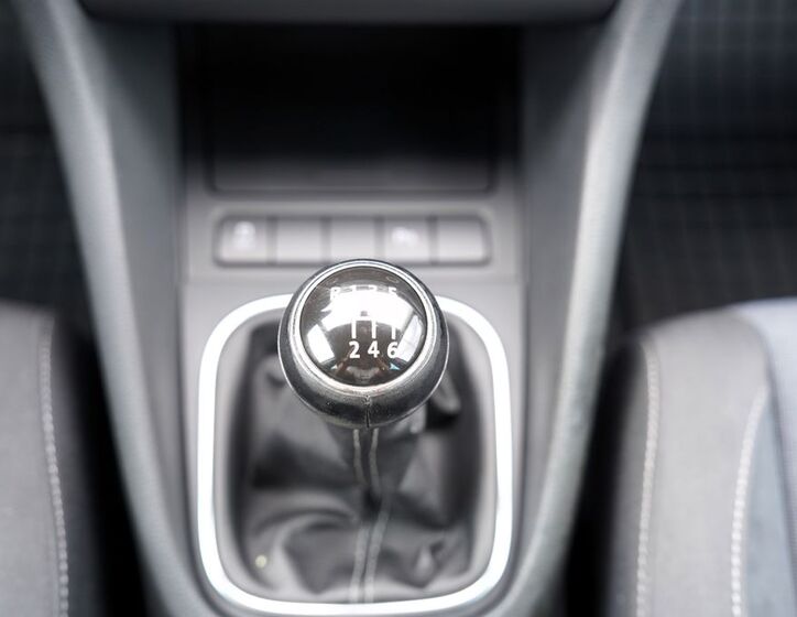 Volkswagen Golf 36