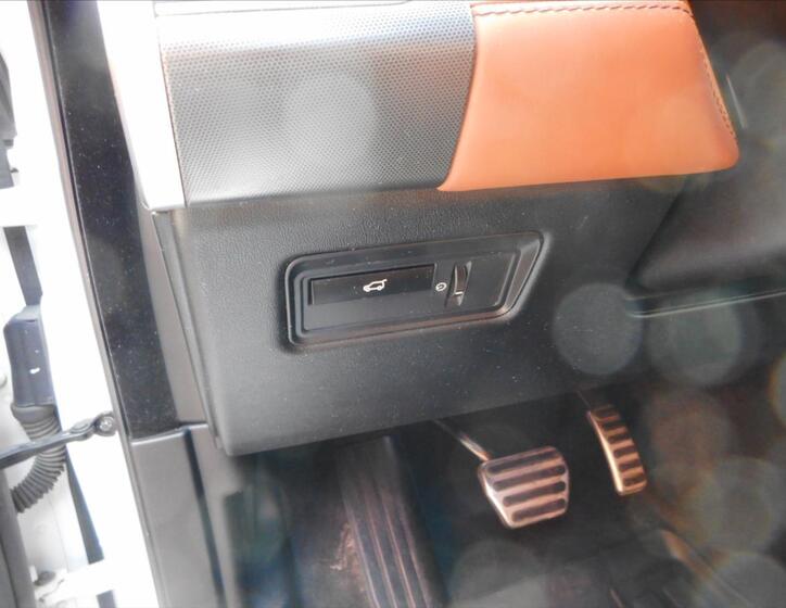 Land Rover Range Rover 11