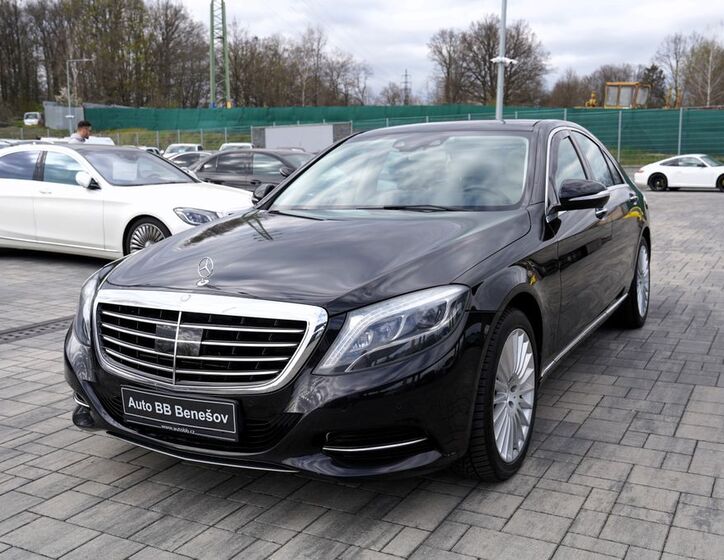Mercedes-Benz Třídy S 2