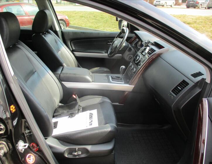 Mazda CX-9 13