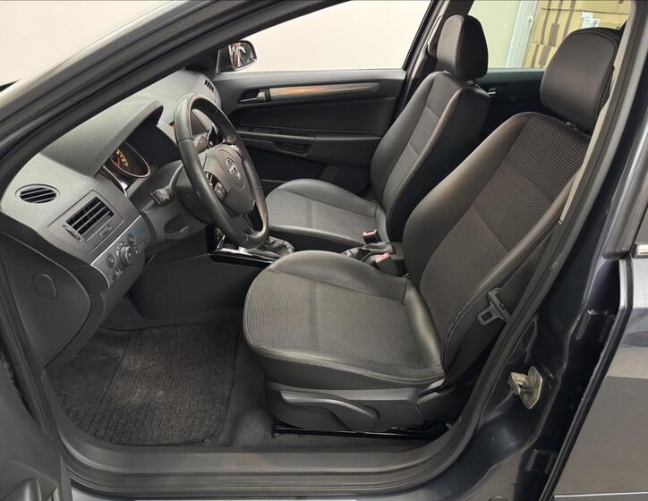 Opel Astra 26