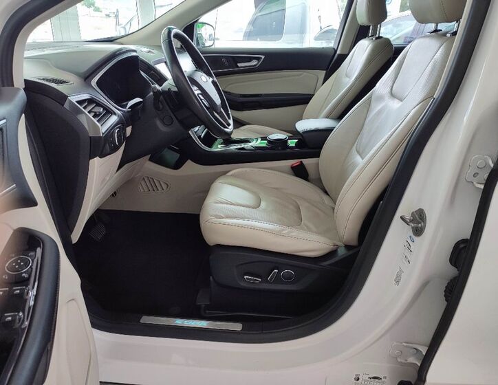 Ford Edge 5