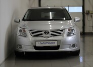 Toyota Avensis 2