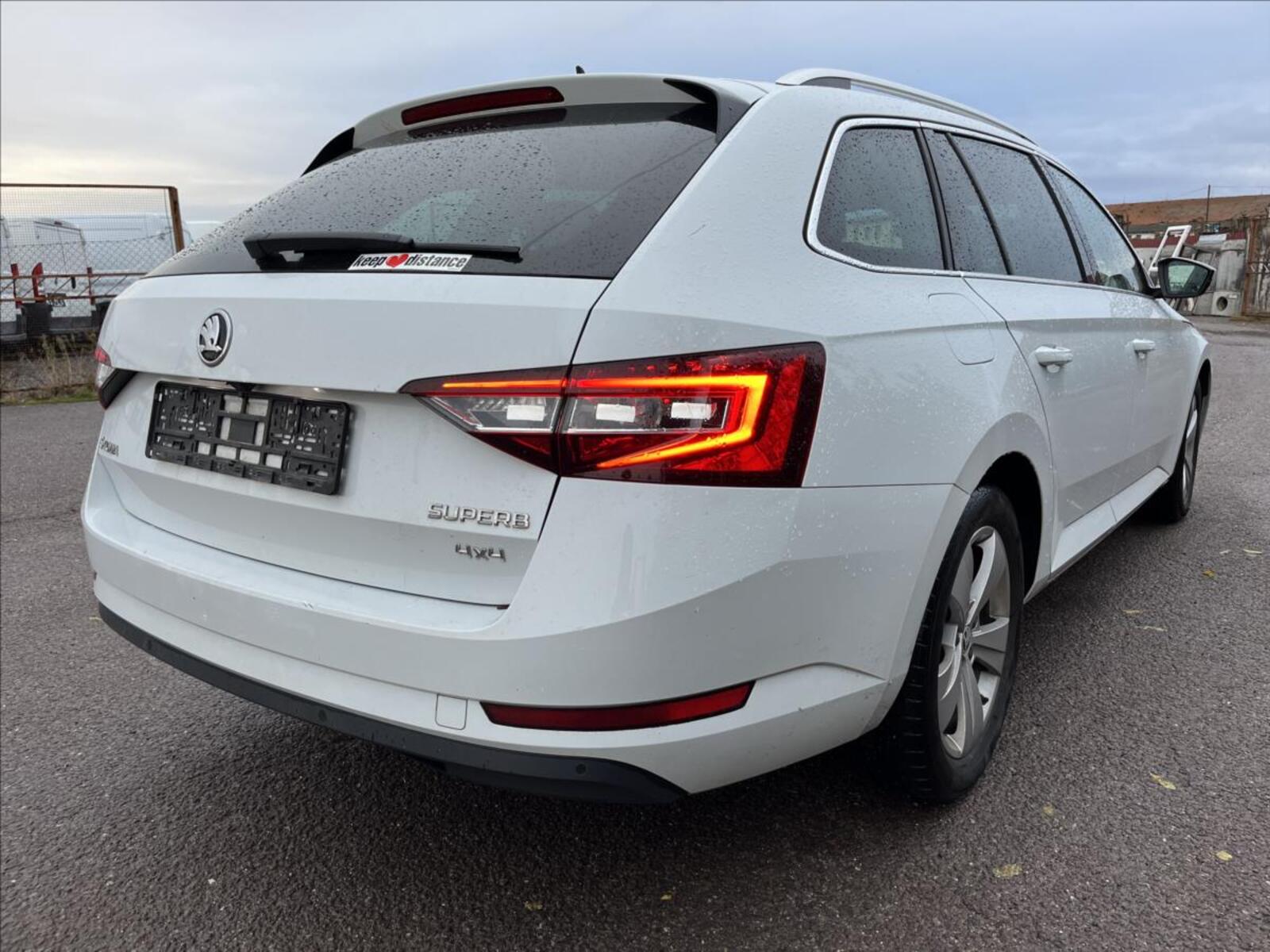 Škoda Superb 37