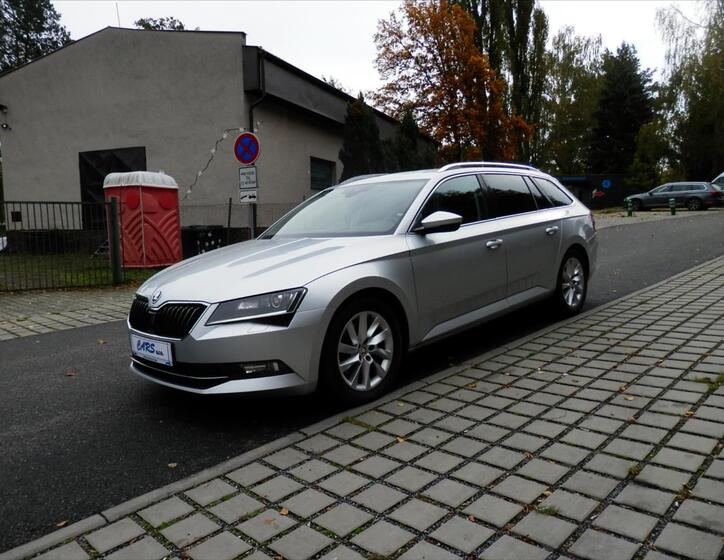 Škoda Superb 1