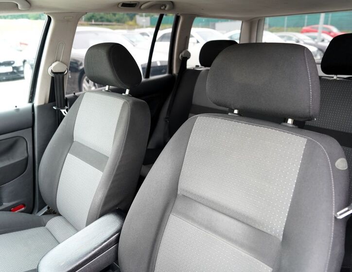 Volkswagen Golf 22