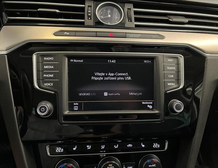 Volkswagen Passat 8
