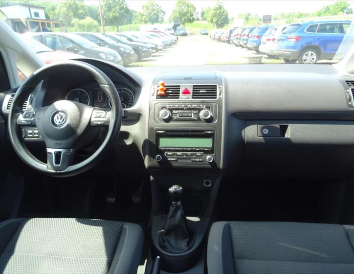 Volkswagen Touran 14