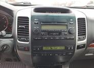 Toyota Land Cruiser 13
