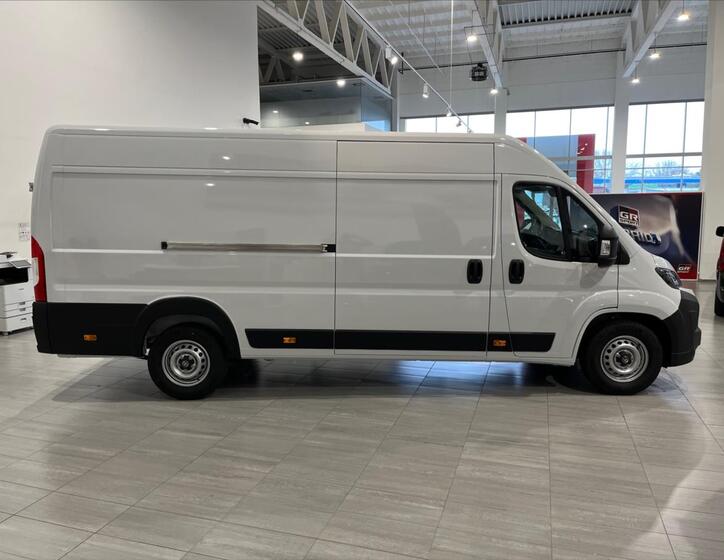 Toyota ProAce 4