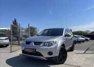 Mitsubishi Outlander 1