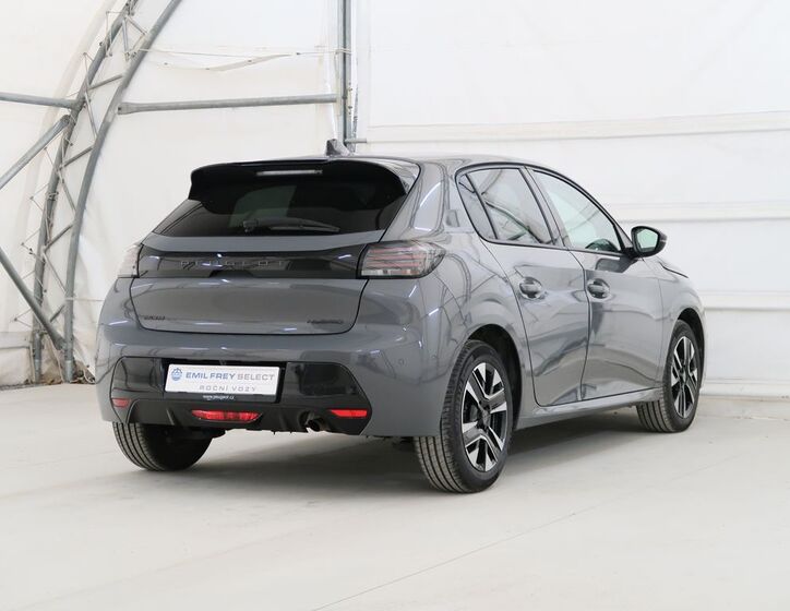 Peugeot 208 6