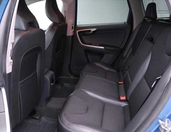 Volvo XC60 15