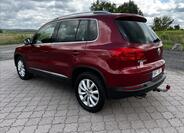 Volkswagen Tiguan 8