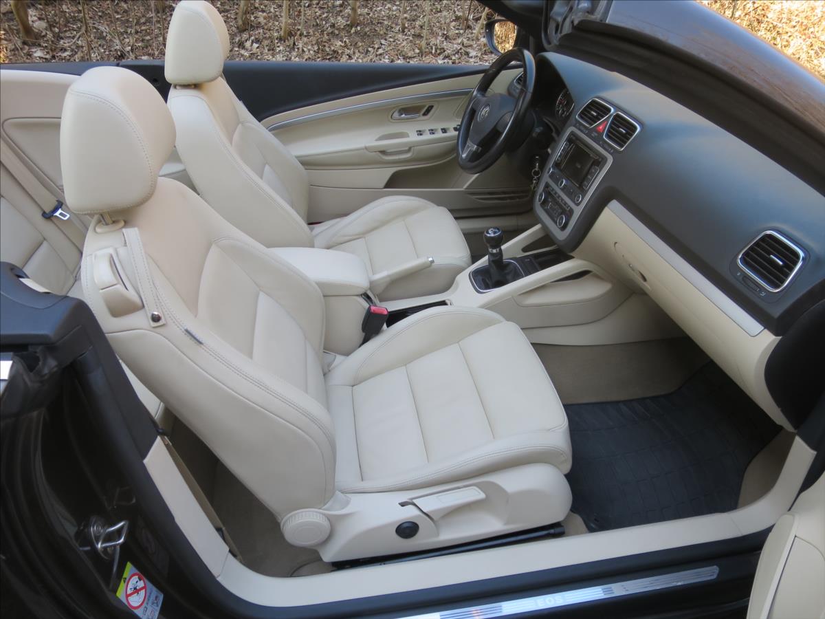 Volkswagen EOS
