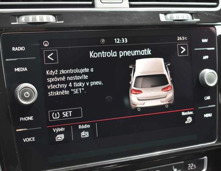 Volkswagen Golf 30
