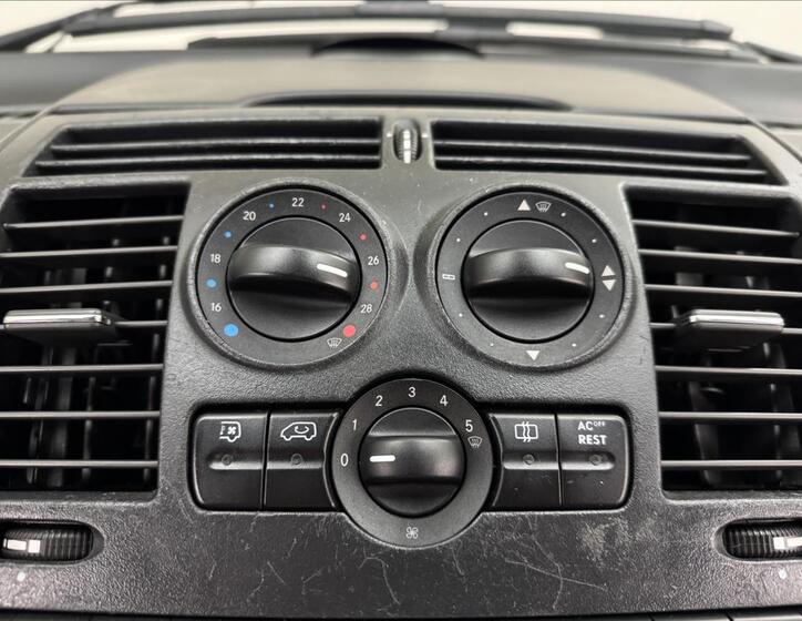 Mercedes-Benz Viano 16
