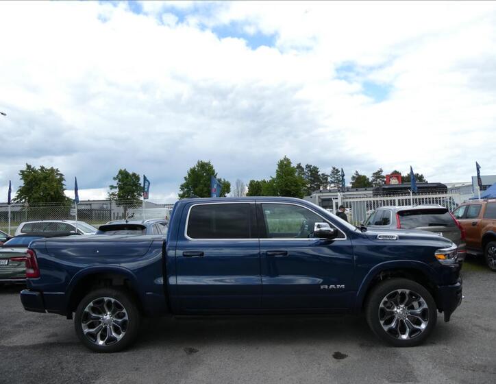 Dodge RAM 12