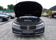 BMW Řada 7 9