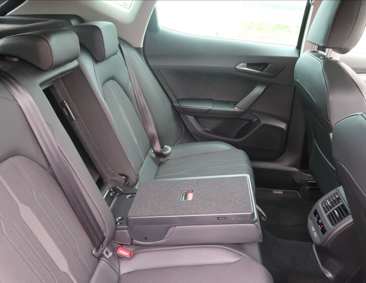 Cupra Formentor 14
