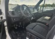Mercedes-Benz Sprinter 6