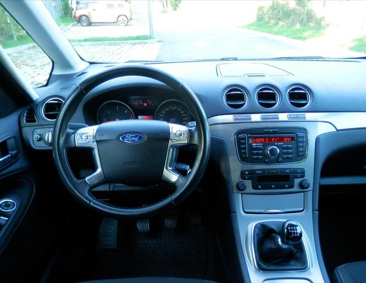 Ford Galaxy 20