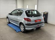 Peugeot 206 4