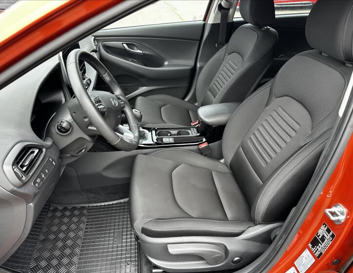 Hyundai i30 10