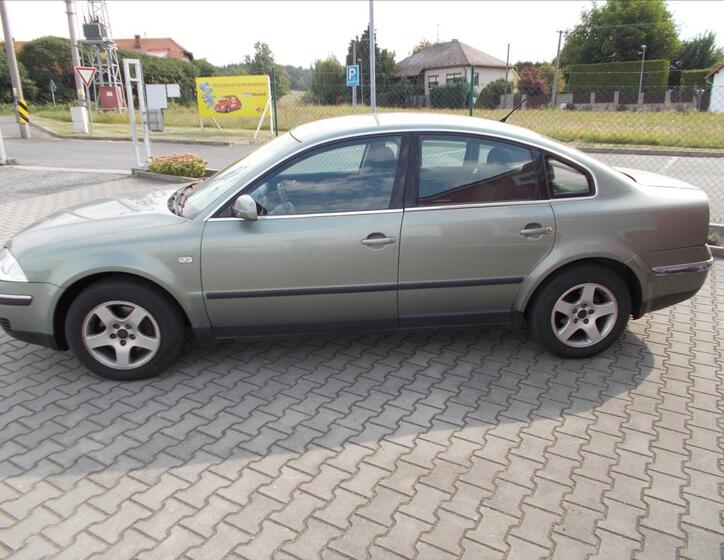 Volkswagen Passat 5