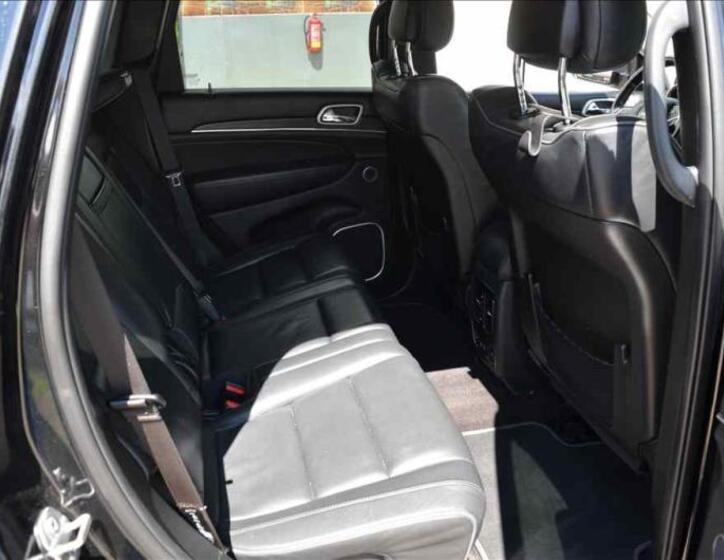 Jeep Grand Cherokee 21
