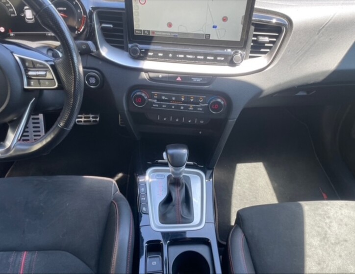 KIA ProCeed 10