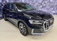 Audi Q7 4