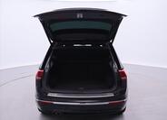 Volkswagen Tiguan 9